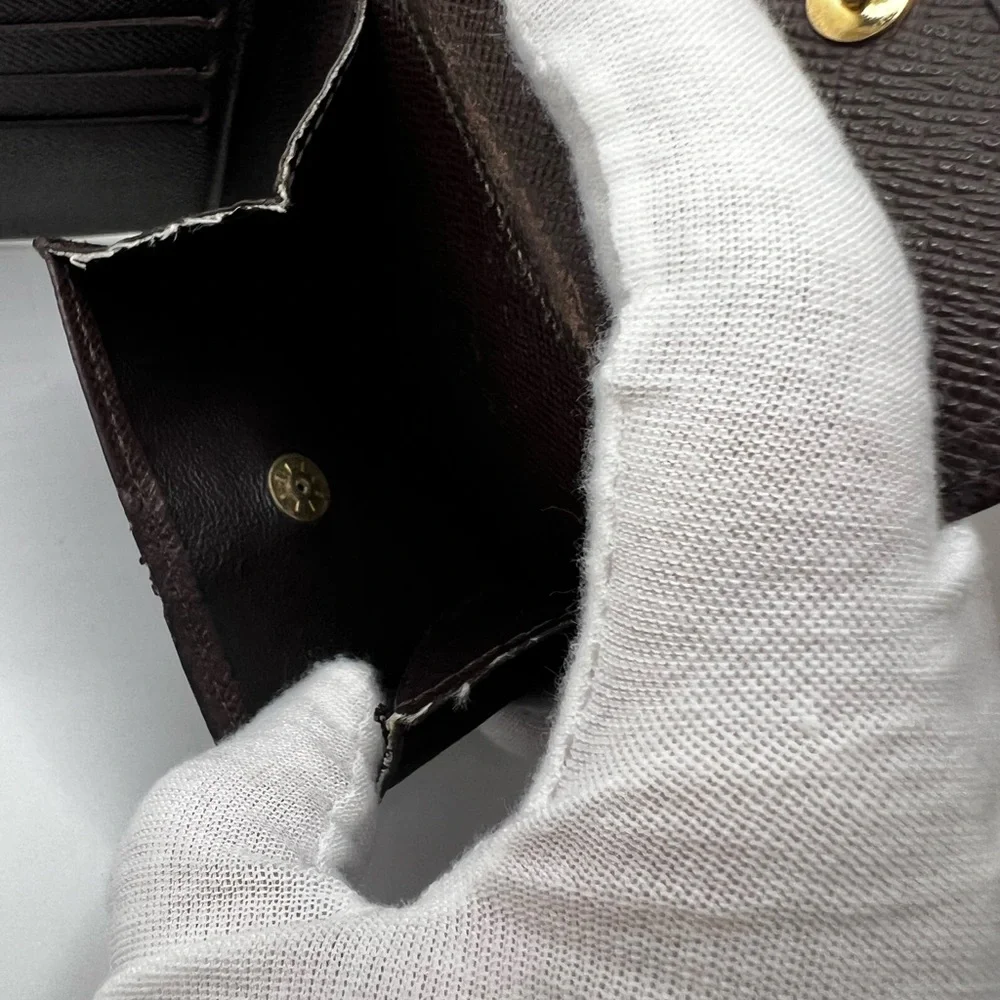 GUC Louis Vuitton Damier Ebene Bifold Wallet